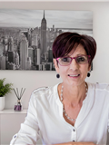Louise Steyn