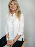 Bronwyn Eyre