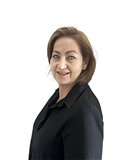 Estelle van Den Berg