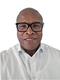 Mike Tshwelesa