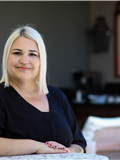 Ninette Roos