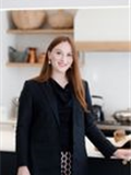 Holly Straszacker