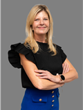 Gina van der Muller