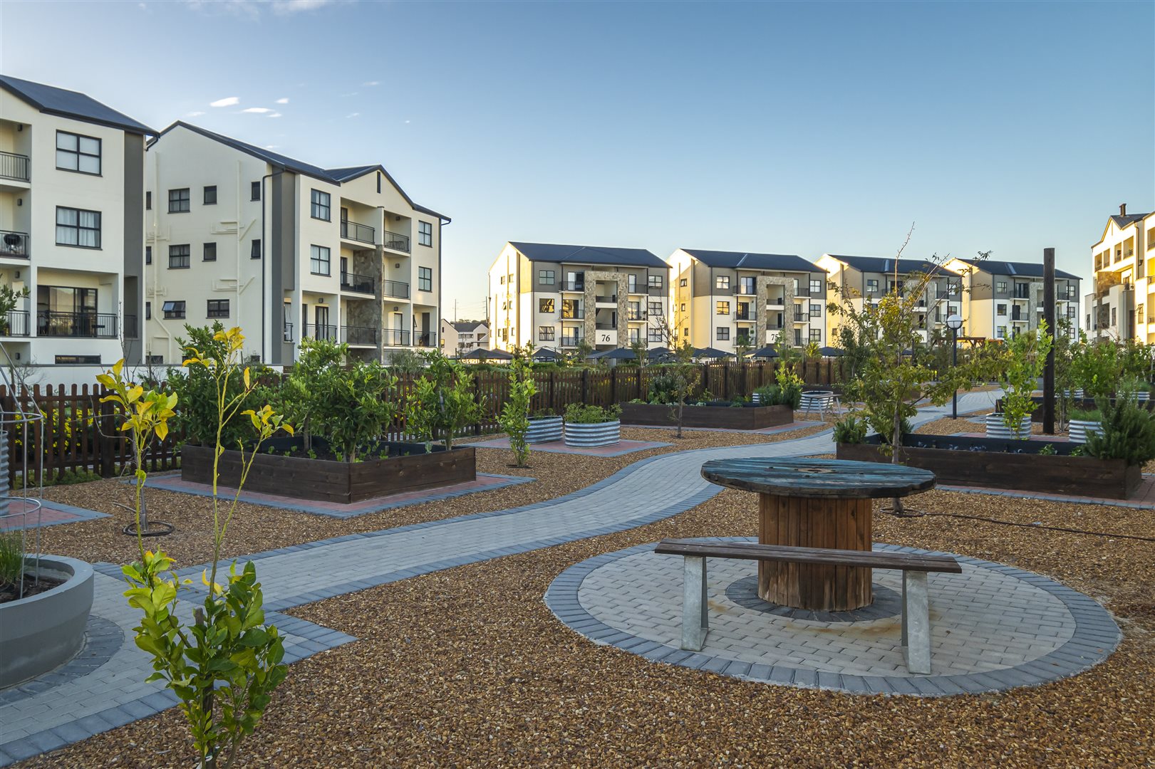 Image Number 3 for The Huntsman