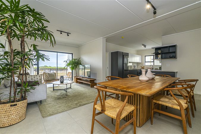 Image Number 5 for The Huntsman