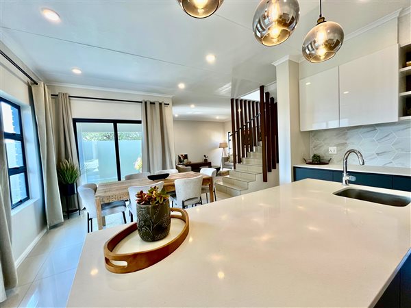 Image Number 9 for Mulbarton Gardens