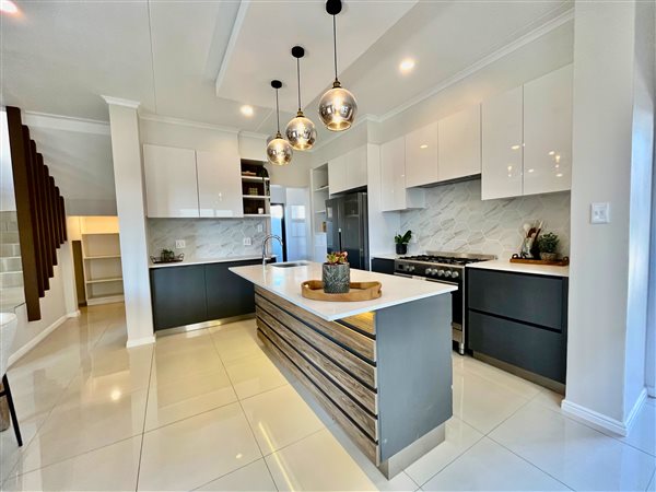 Image Number 8 for Mulbarton Gardens