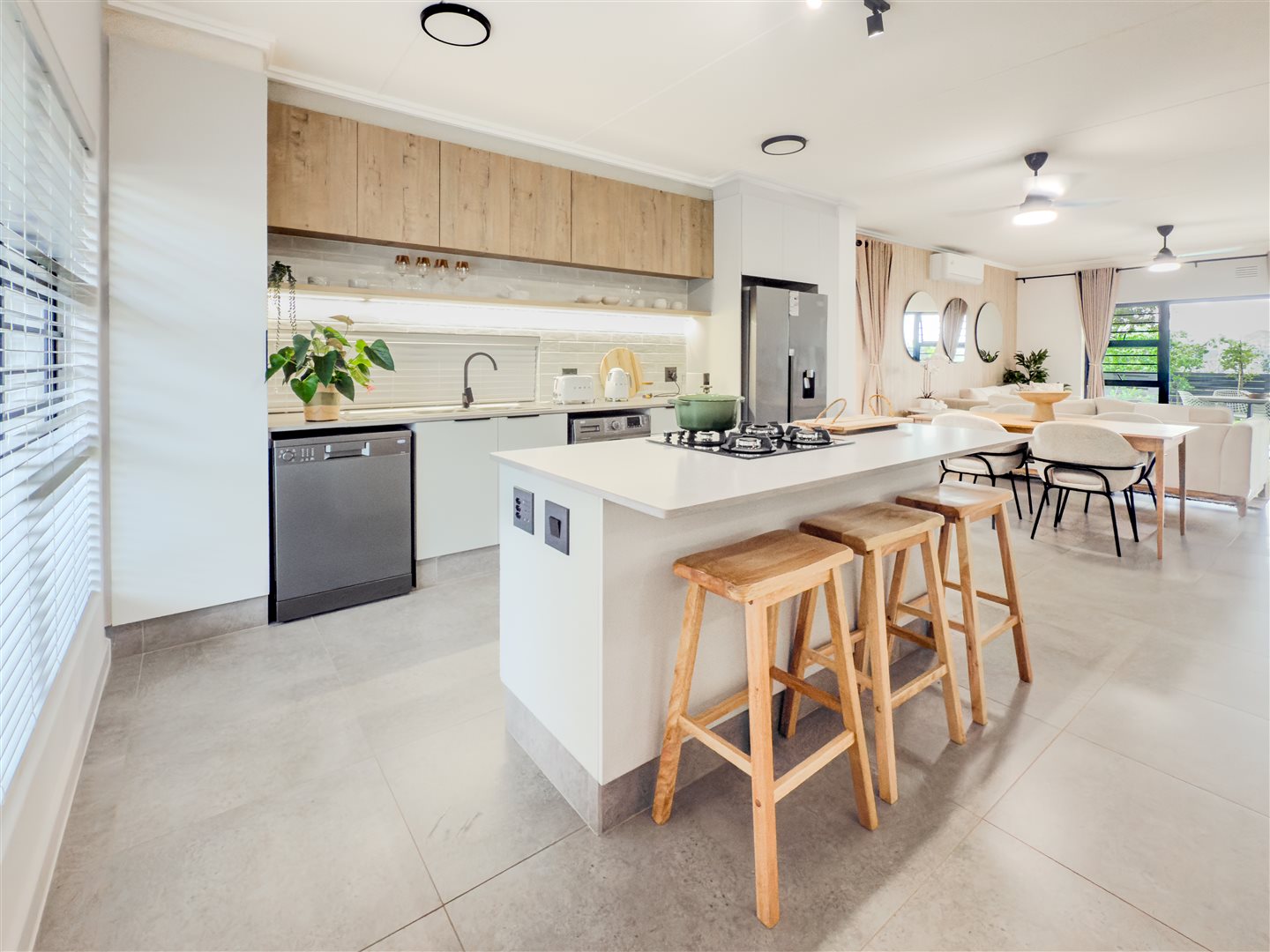Image Number 2 for Woodlands Estate