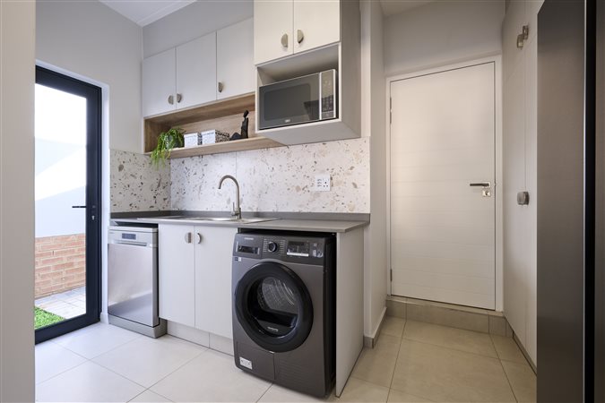 Image Number 7 for Maroela View Houses 