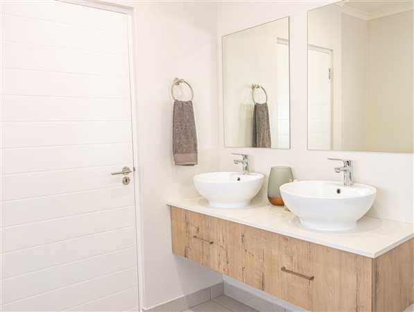 Image Number 9 for The Retreat Retirement Estate