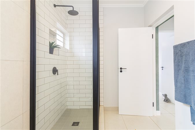 Image Number 8 for Ballito Life