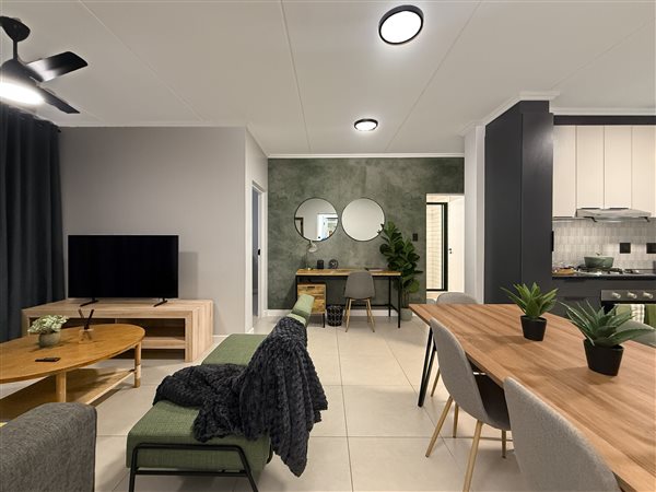 Image Number 3 for Ballito Life