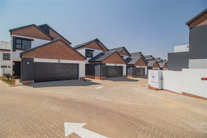 Image Number 2 for Wingcrest