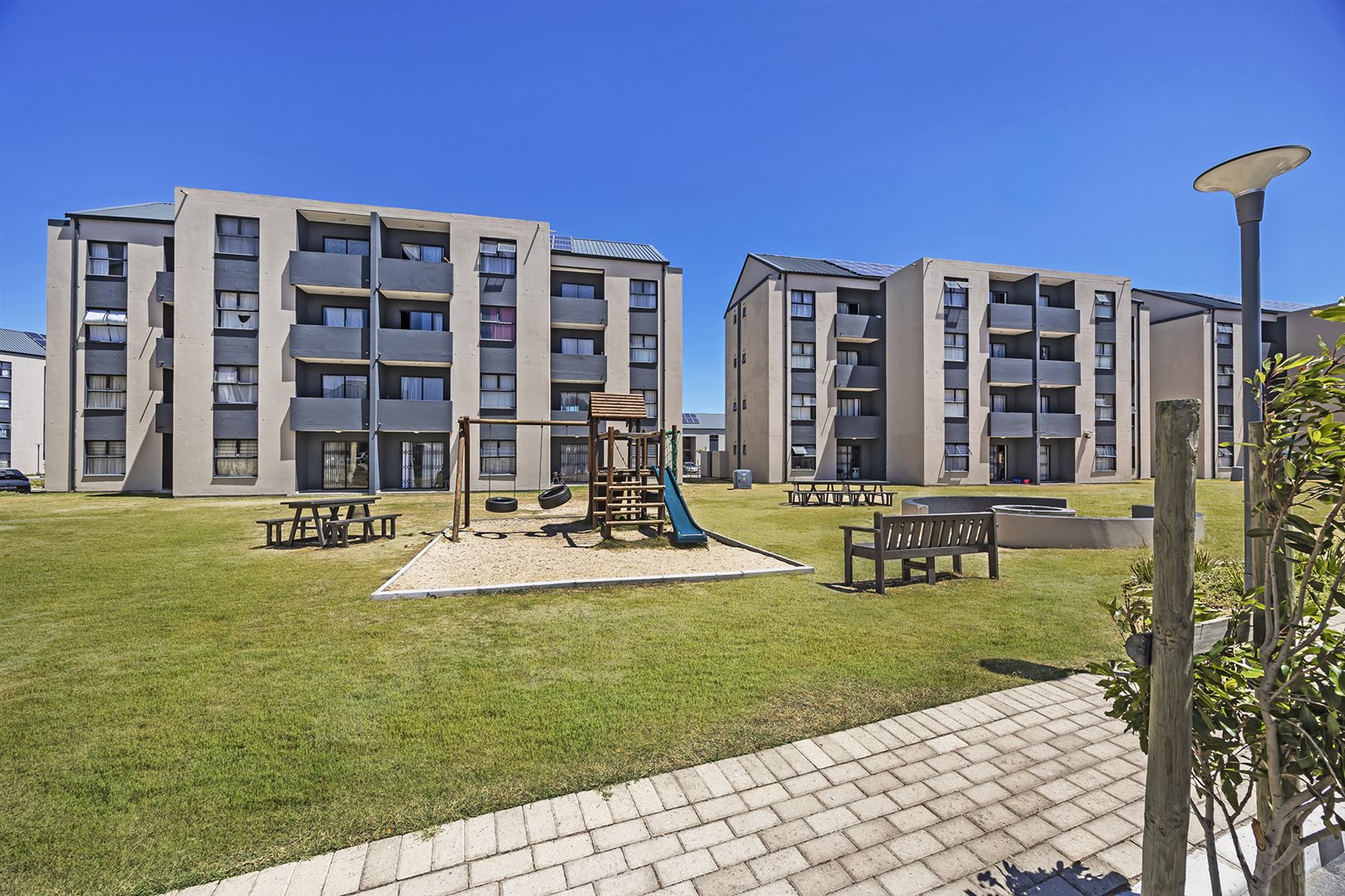 Image Number 2 for The Residence