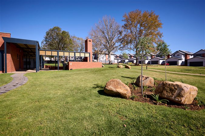 Image Number 3 for Sagewood