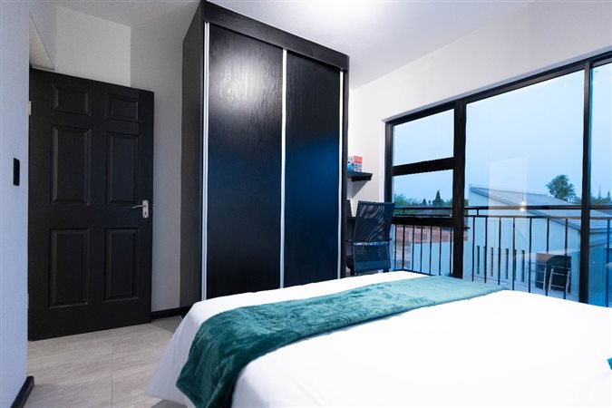 Image Number 3 for Brandon Bond Lifestyle Estate