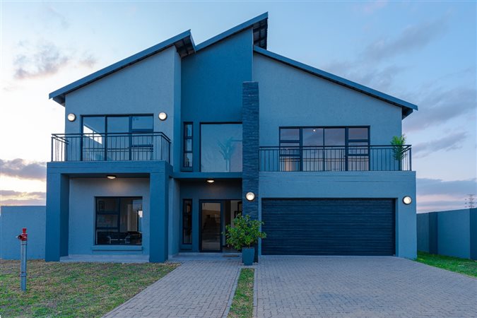 Image Number 1 for Brandon Bond Lifestyle Estate
