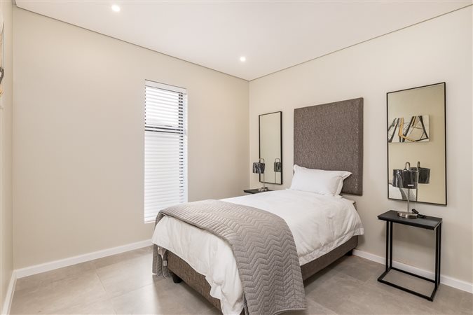Image Number 5 for Silverstone Village