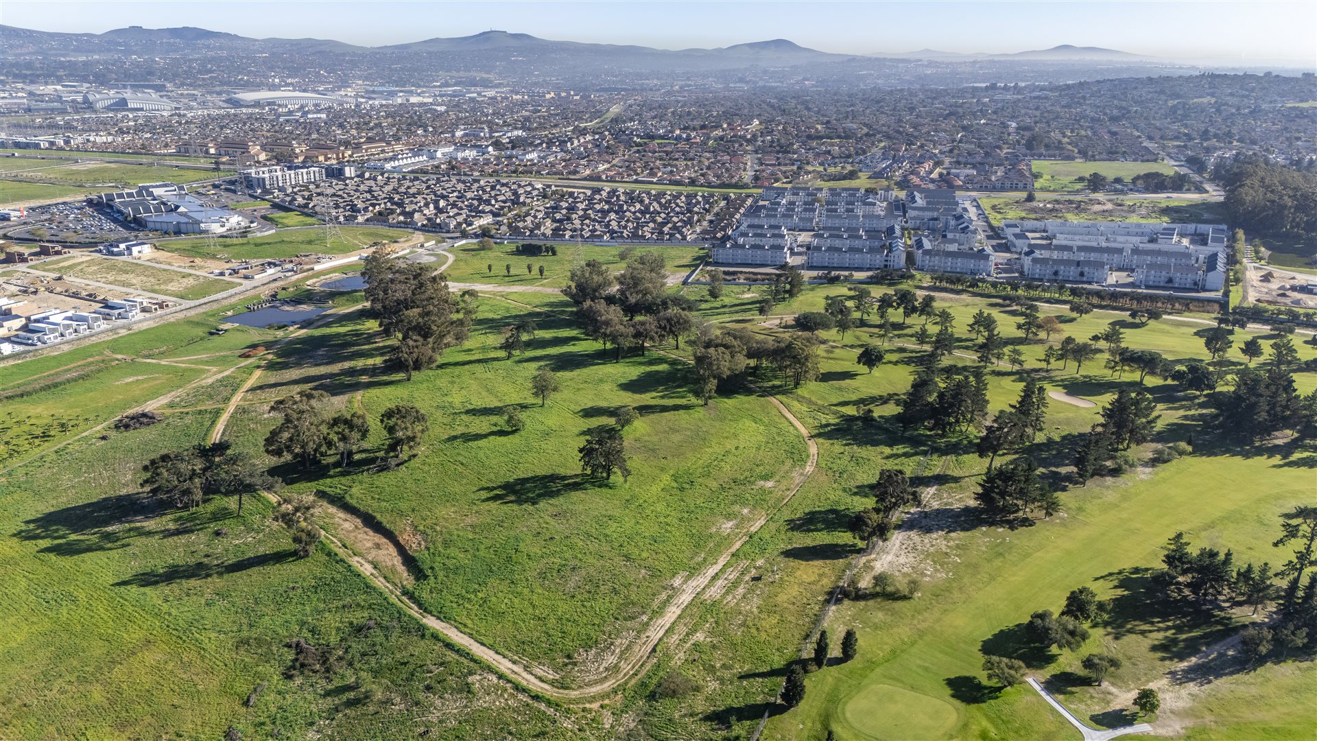 Image Number 1 for Silverstone Village