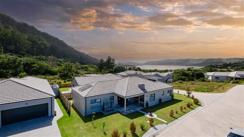 Image Number 7 for Lakeview Estate
