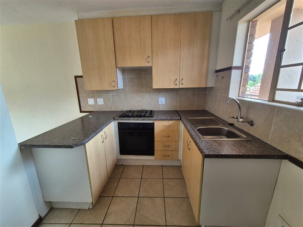 Image Number 7 for Park Crescent in Orange Blossom Boulevard