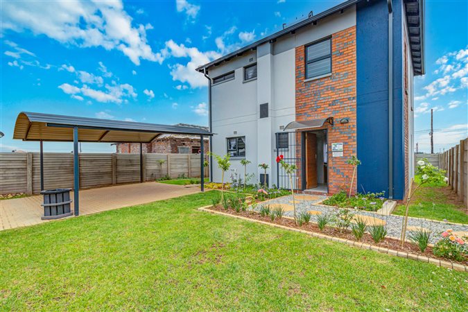 Image Number 2 for Emperors Security Estate