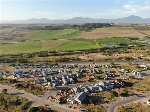 Image Number 4 for Rheebok Village Estate