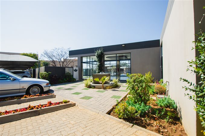 Image Number 4 for Isabel Estate