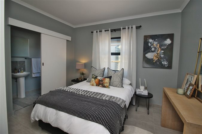 Image Number 5 for Palm View Estate