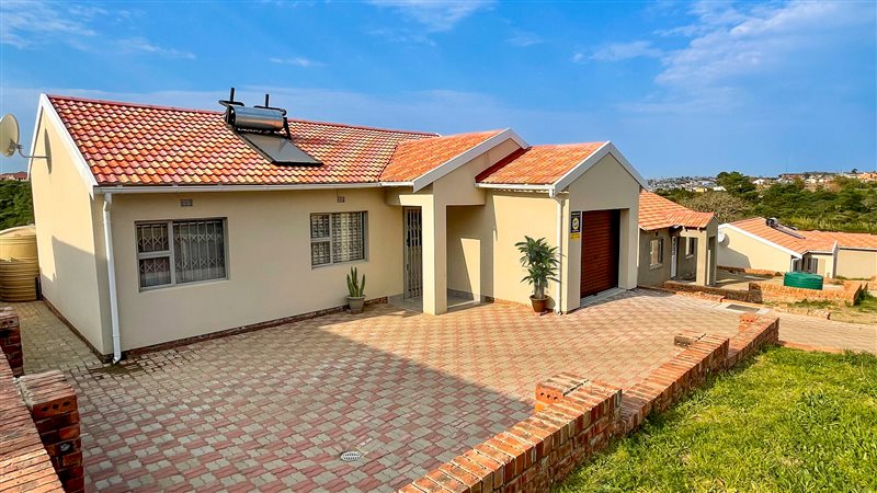 Image Number 5 for Amalinda Downs