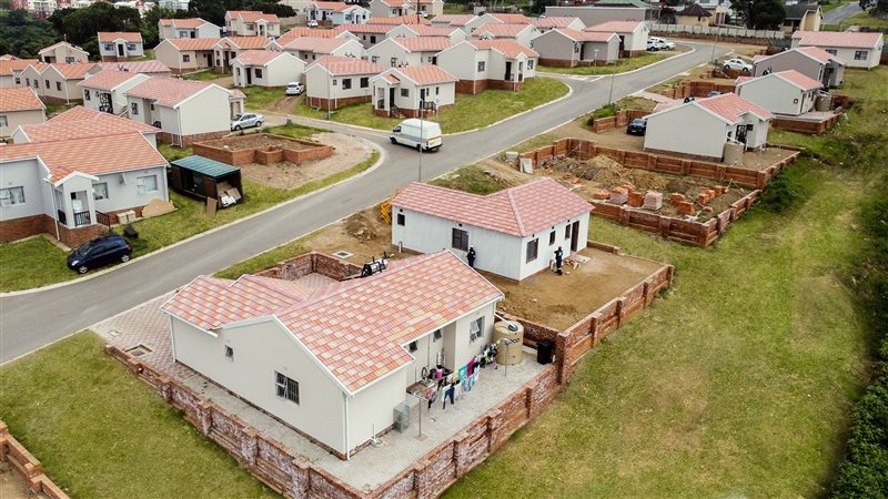 Image Number 7 for Amalinda Downs