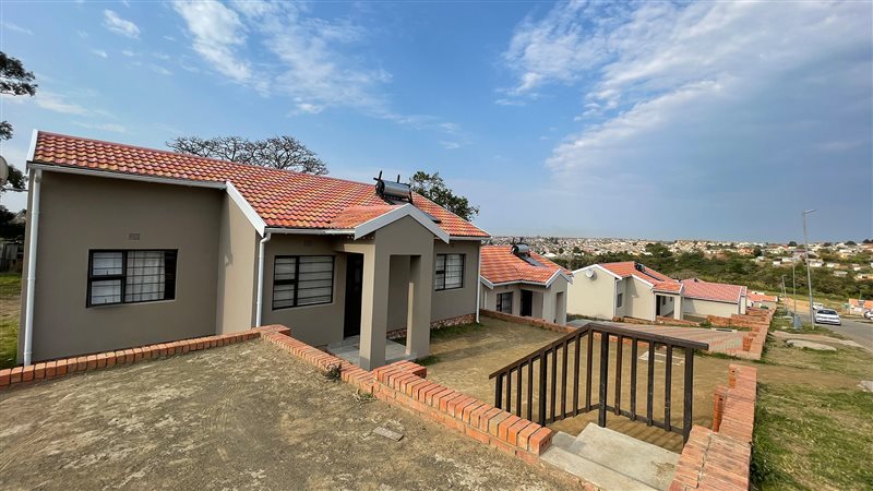 Image Number 4 for Amalinda Downs