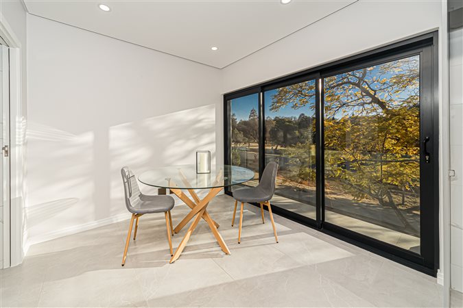 Image Number 8 for Sandhurst Ridge