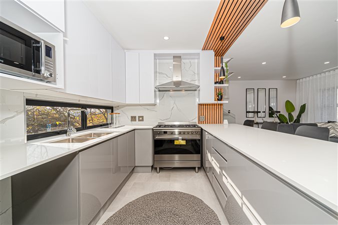 Image Number 9 for Sandhurst Ridge