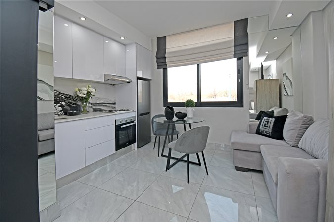 Image Number 2 for Diamond Suites