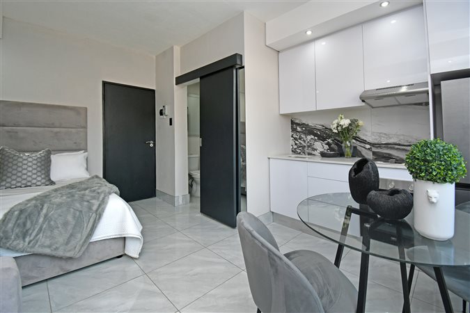 Image Number 5 for Diamond Suites