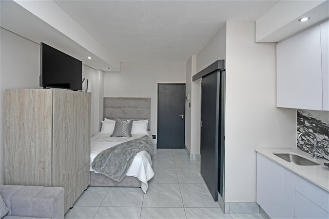 Image Number 6 for Diamond Suites