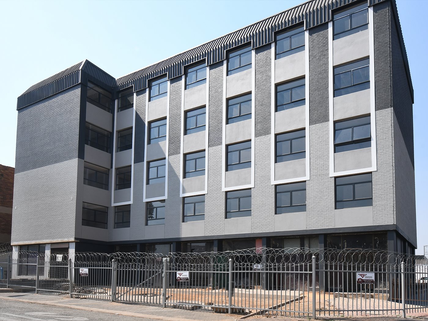 Image Number 1 for Diamond Suites