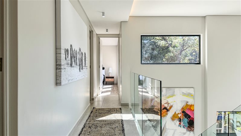 Image Number 7 for The Mandarin