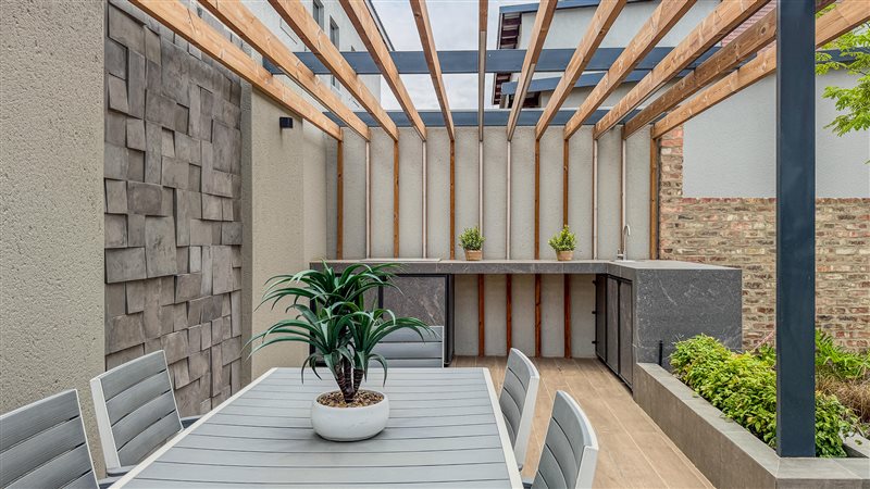 Image Number 7 for The Malachite