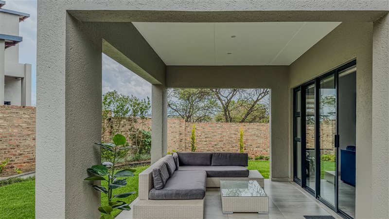 Image Number 8 for The Malachite