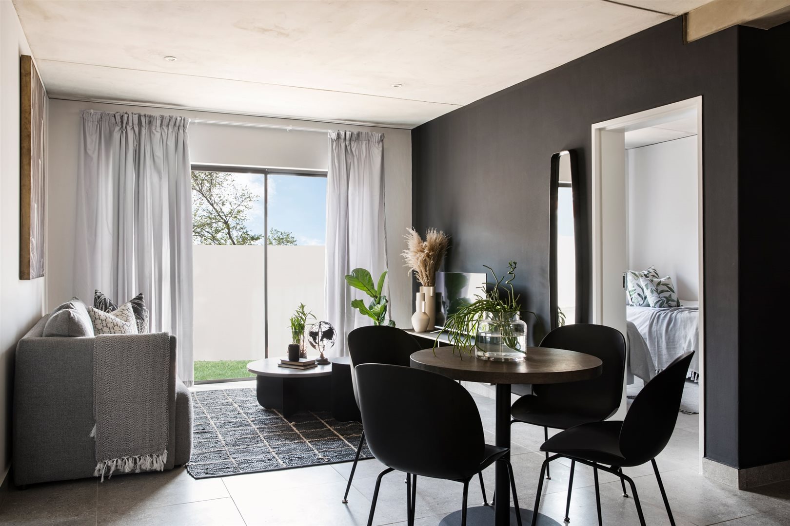 Image Number 2 for  305 Pine