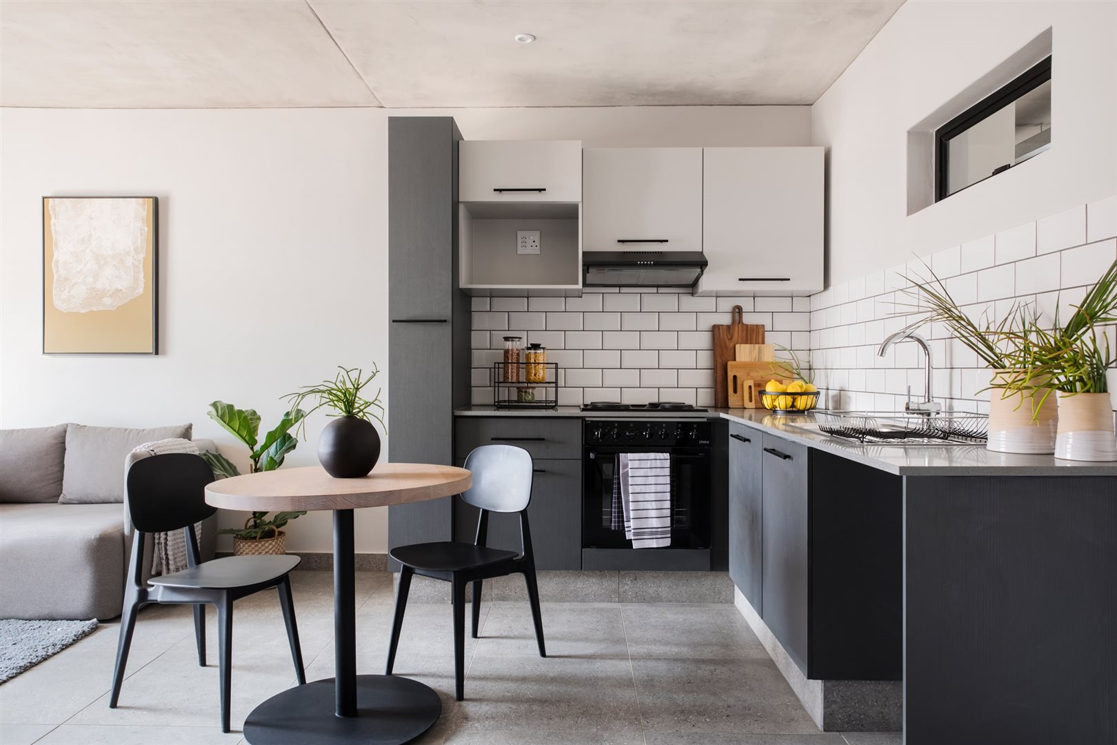 Image Number 3 for  305 Pine