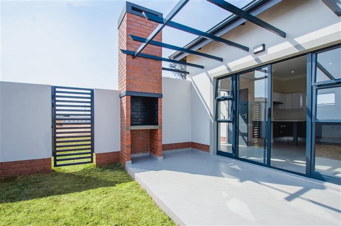 Image Number 7 for 33@View