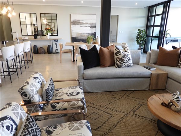 Image Number 9 for Ascend to Midstream 