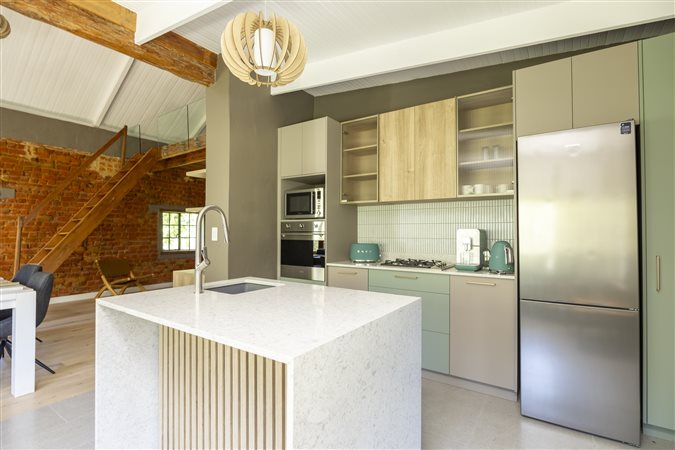 Image Number 5 for La Luc