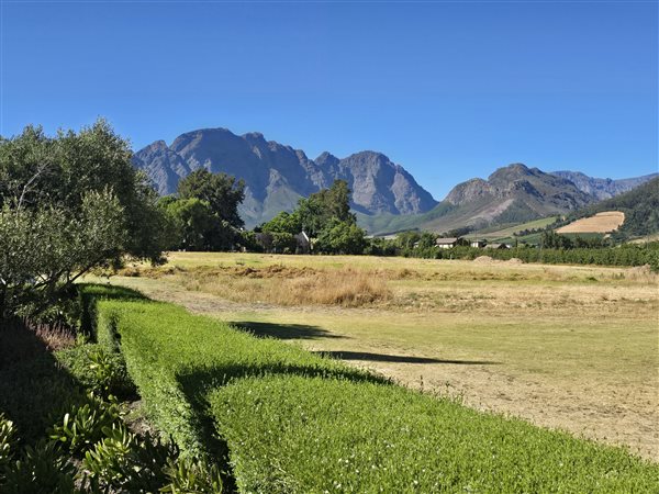 Image Number 8 for La Luc Retirement Estate