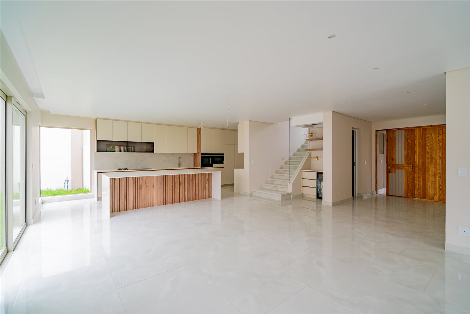 Image Number 3 for The David