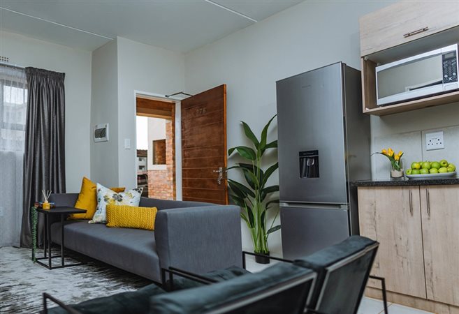 Image Number 6 for Green Leaf Estate