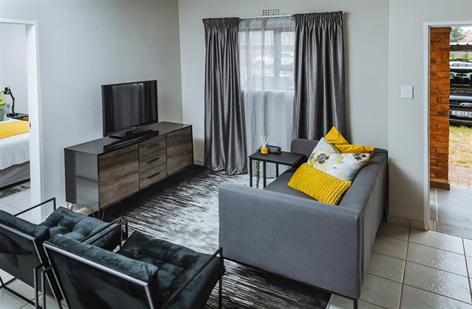 Image Number 5 for Green Leaf Estate